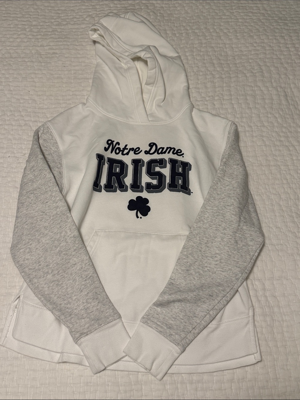 ☘️ ND Under Armour White Pullover Hoodie